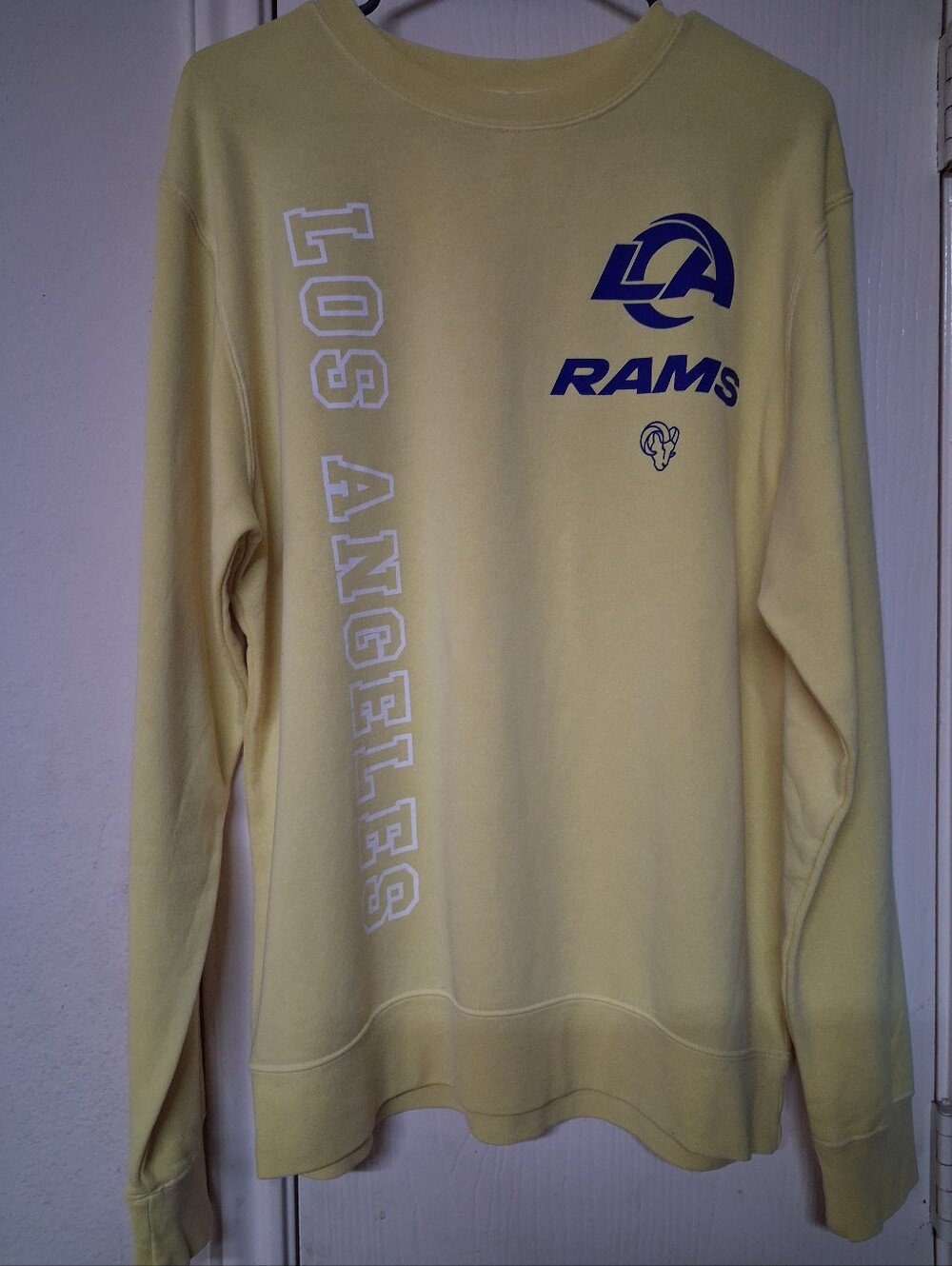 The Wild Collective Unisex Sweatshirt Lost Angeles Rams Yellow Graphic Medium